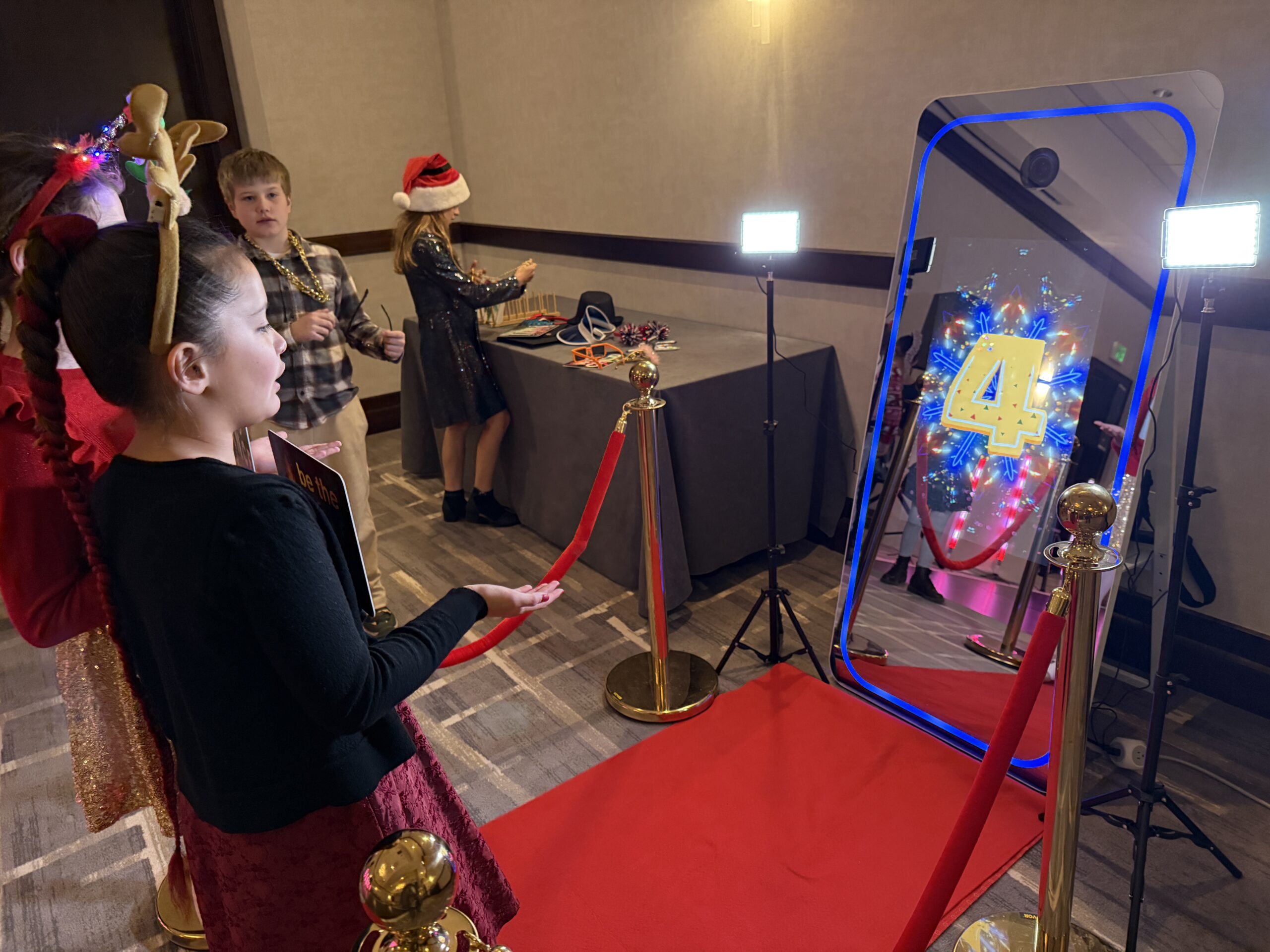 Photo and Mirror Booths
